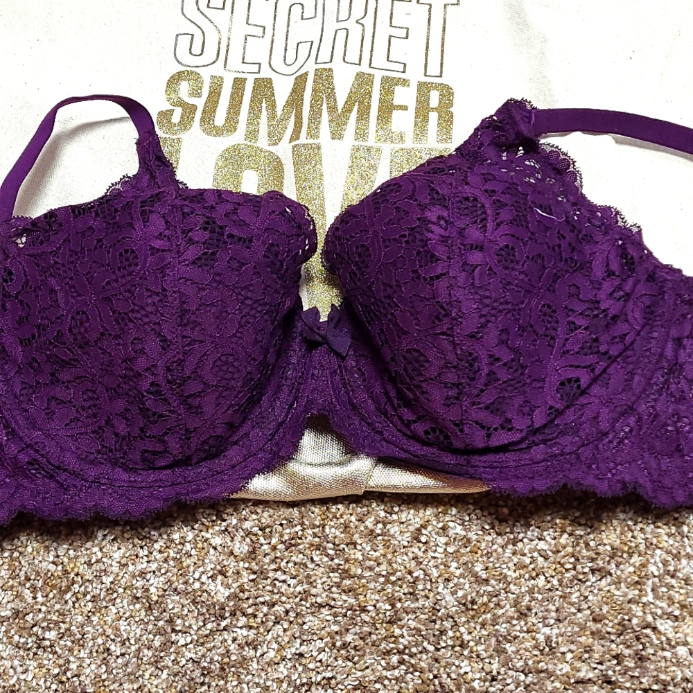 VS 34DD